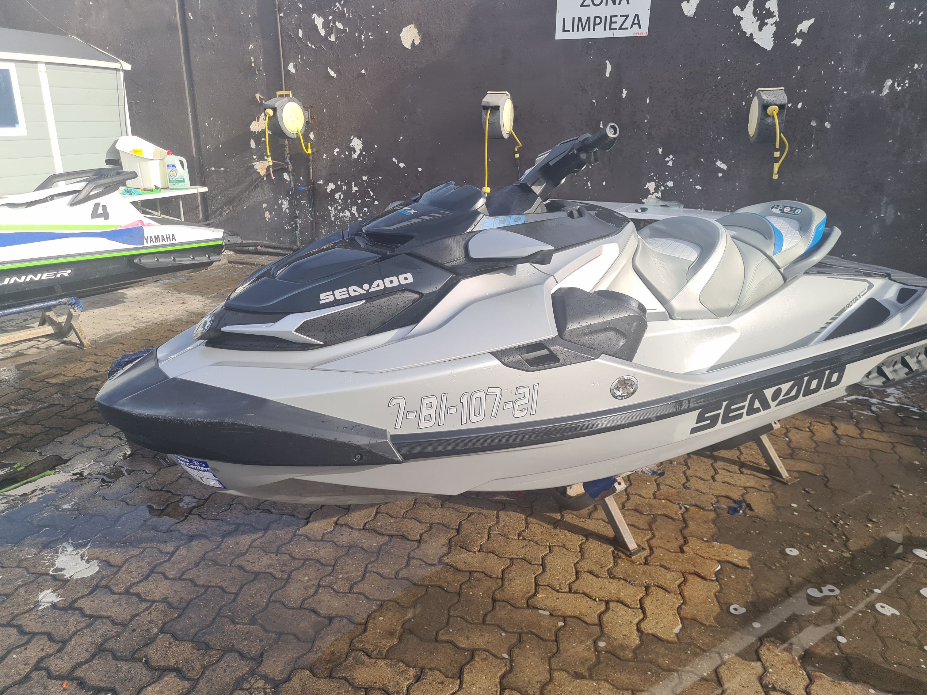 2021 Bombardier ier 14mb gtxltd300