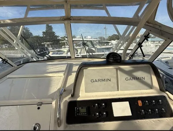 300-517 Ron - Brokerage Yacht Photos Pics 