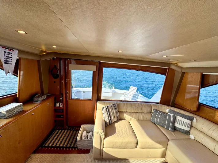 Rebelluis Yacht Photos Pics Salon Aft