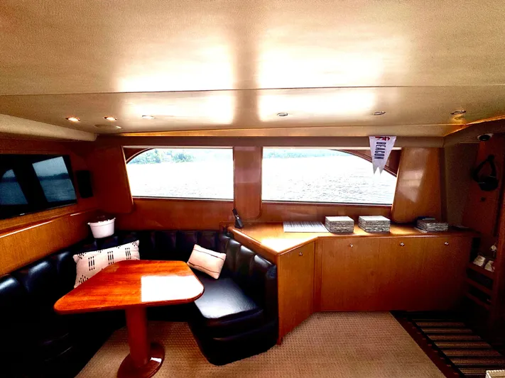 Rebelluis Yacht Photos Pics Interior - Strb. Side