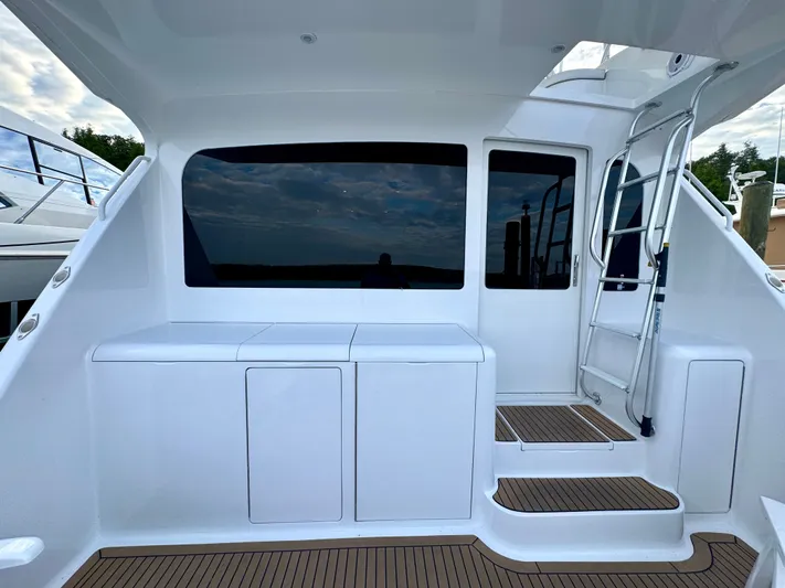 Rebelluis Yacht Photos Pics Cockpit Area