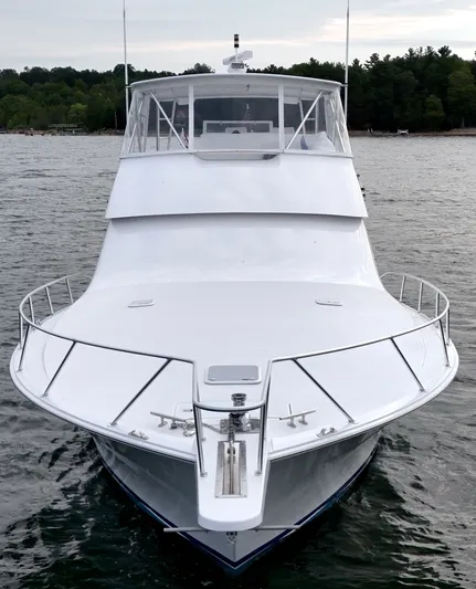 Rebelluis Yacht Photos Pics Bow Area