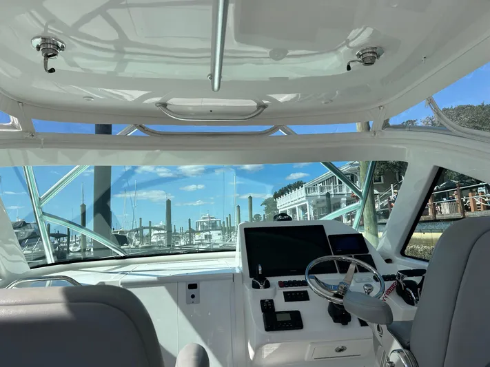 Why Knot Yacht Photos Pics 