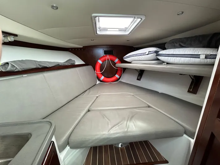 Why Knot Yacht Photos Pics 