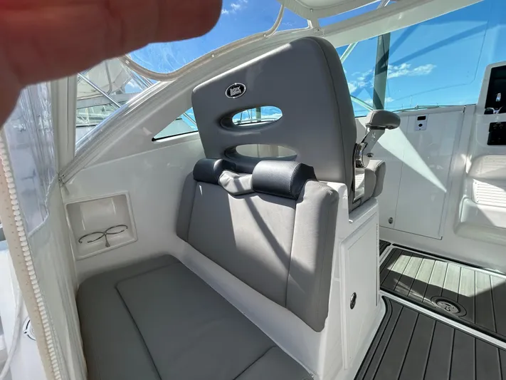 Why Knot Yacht Photos Pics 