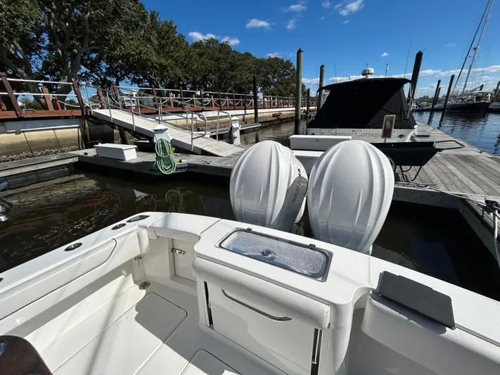 Why Knot Yacht Photos Pics 