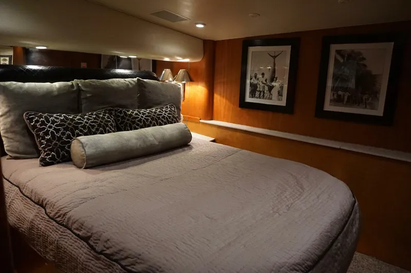 Pole Position Yacht Photos Pics 