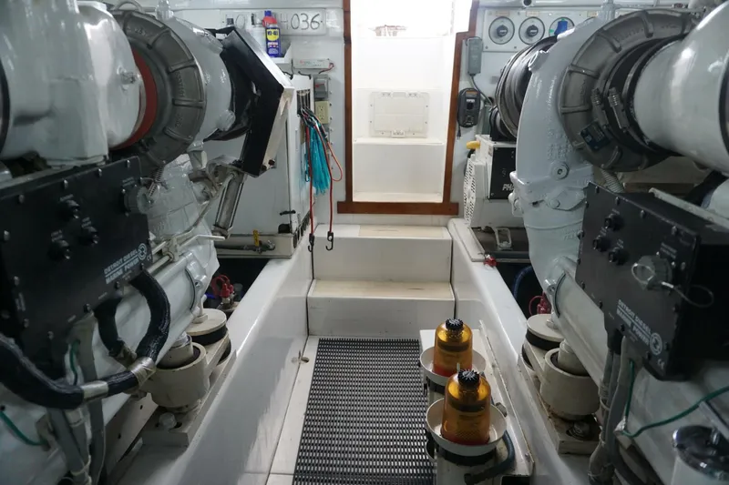 Pole Position Yacht Photos Pics 