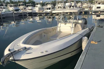 Hydra-Sports Vector 3300 CC