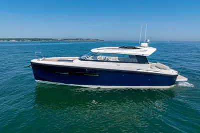 Delta Powerboats 33 Coupe