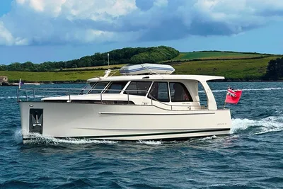 2019 Greenline 33