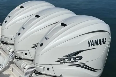  Yacht Photos Pics Triple Yamaha XTO Offshore V8 engines on a 2019 Pursuit S408 boat.