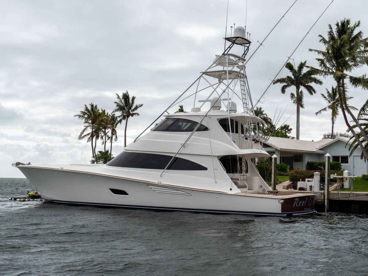 2019 Viking 80 