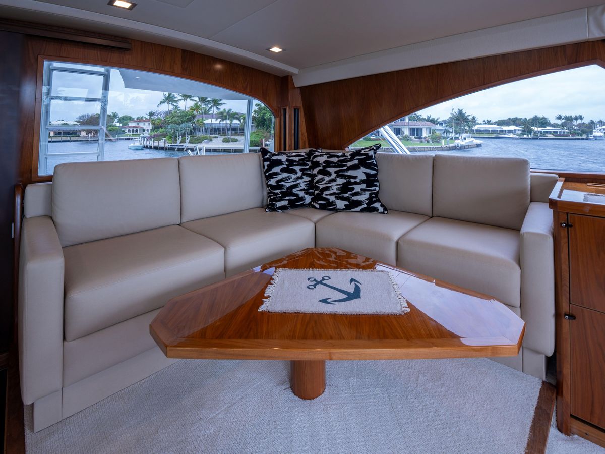 2019 Viking 80 