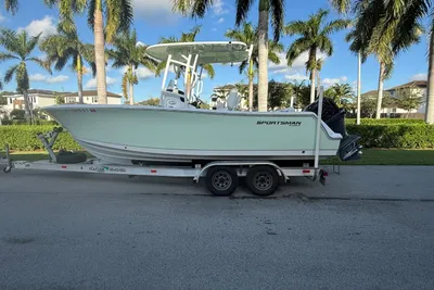 2020 Sportsman Heritage 231 Center Console