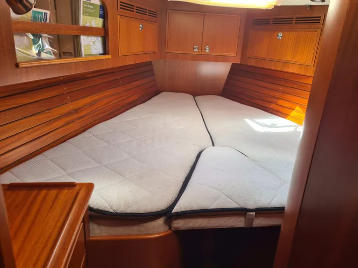 Surfing Safari Yacht Photos Pics 