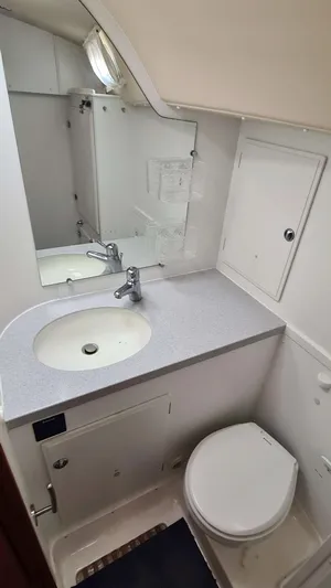 Surfing Safari Yacht Photos Pics 