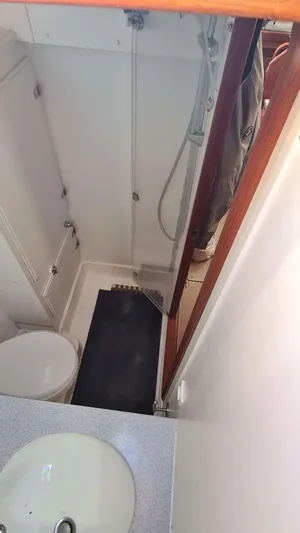 Surfing Safari Yacht Photos Pics 