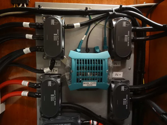 Surfing Safari Yacht Photos Pics 