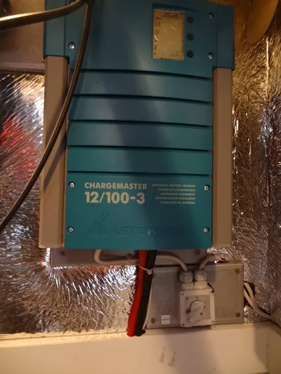 Surfing Safari Yacht Photos Pics 