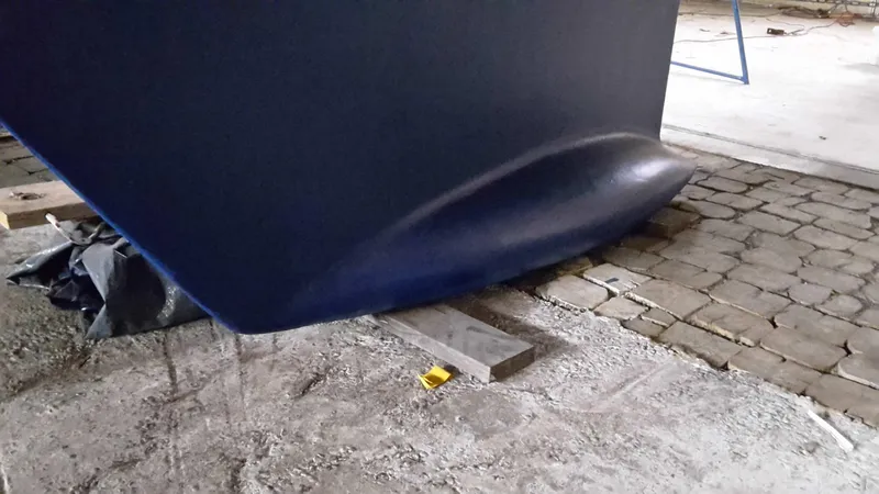 Surfing Safari Yacht Photos Pics 