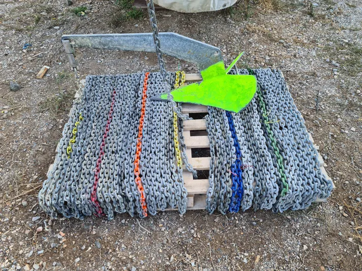 Surfing Safari Yacht Photos Pics 