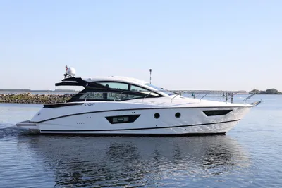 2016 Beneteau Gran Turismo 40