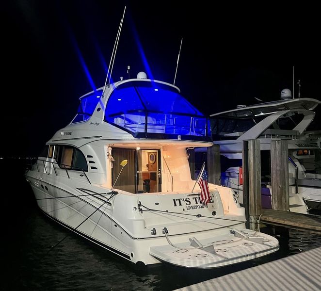 2001 Sea Ray 540 Cockpit Motor Yacht