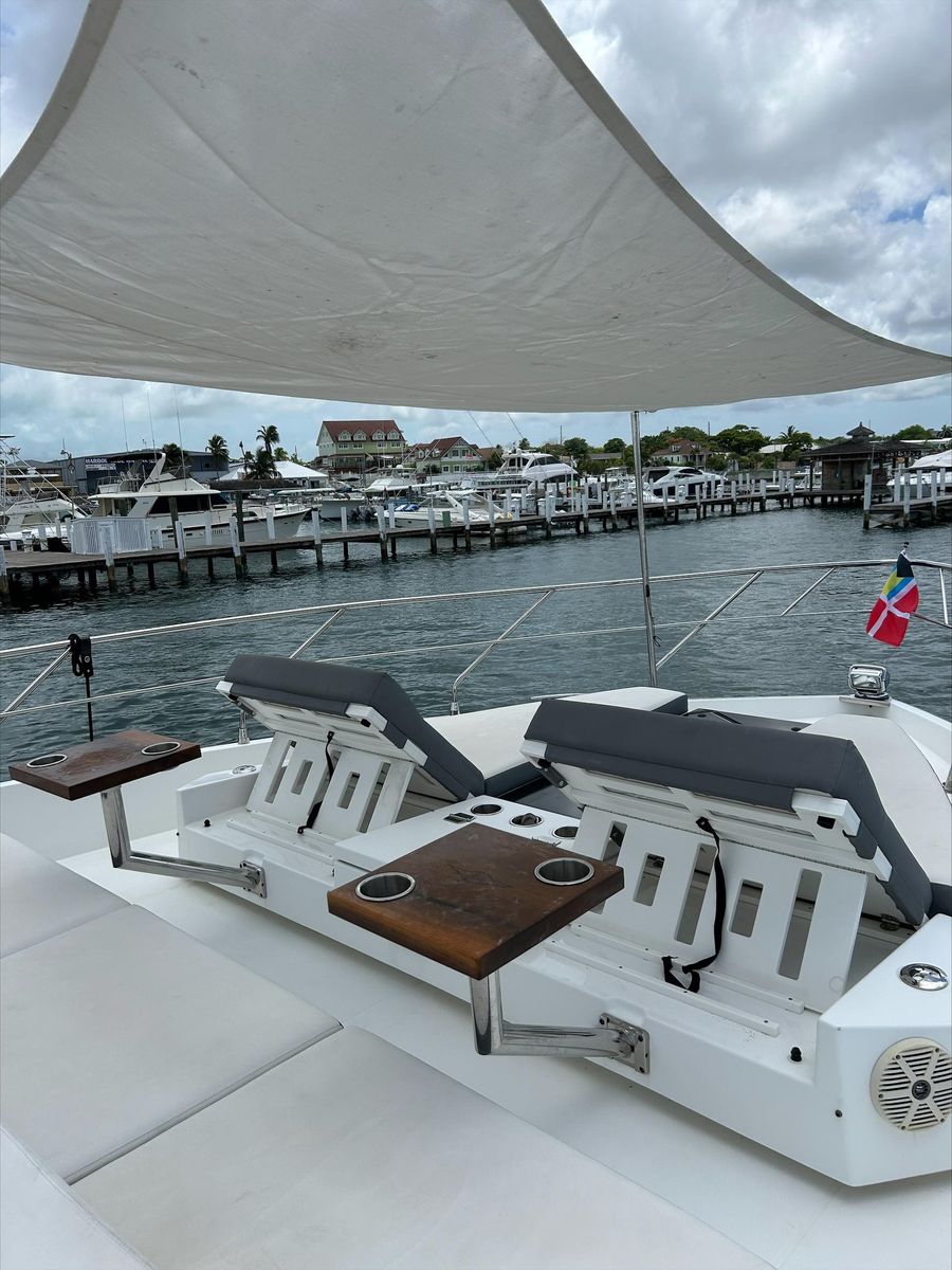 2017 Cruisers Yachts 60 