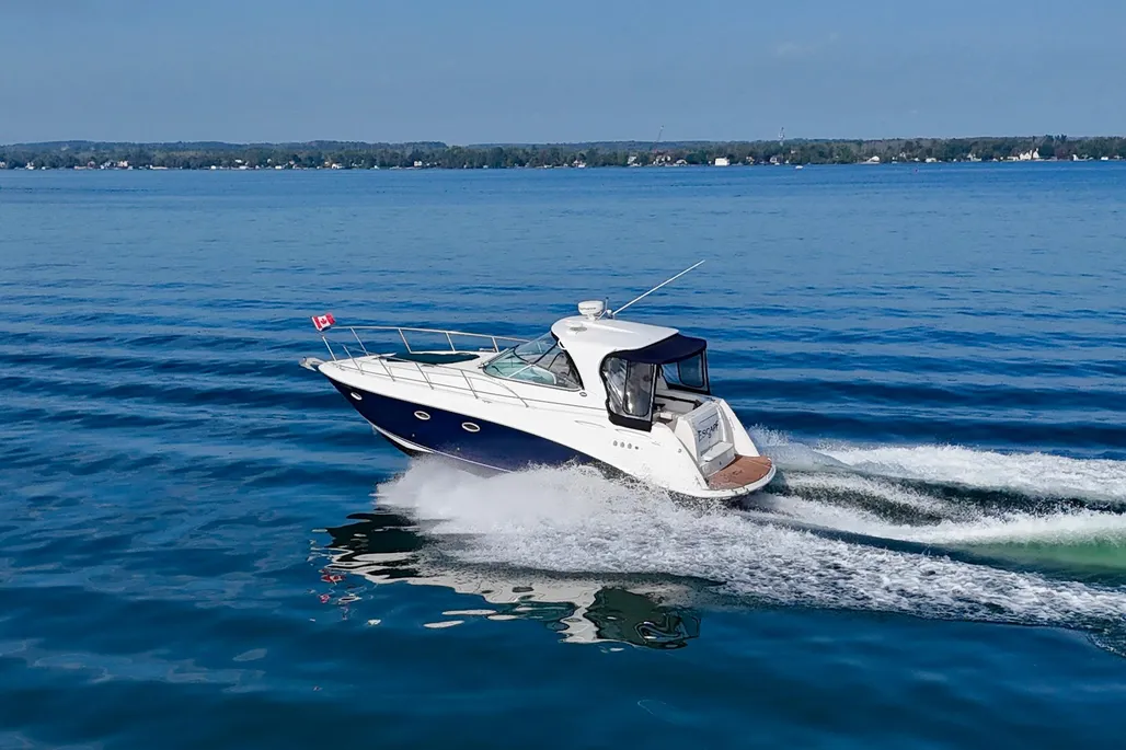 2009 Rinker 360 Express Cruiser Express Cruiser for sale - YachtWorld