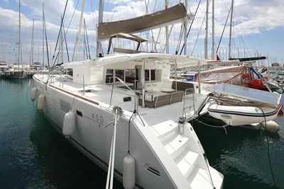Lagoon 450 F
