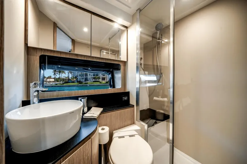 Impact Glaz Yacht Photos Pics 