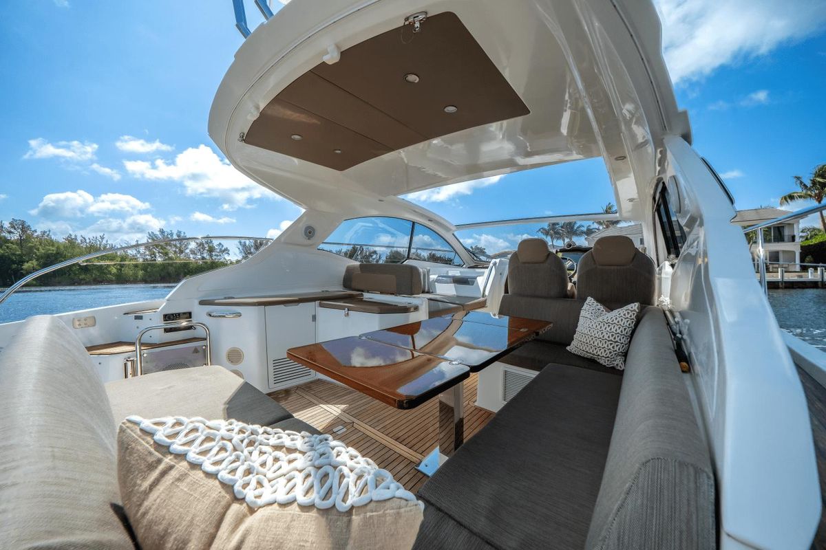2019 Azimut 43 