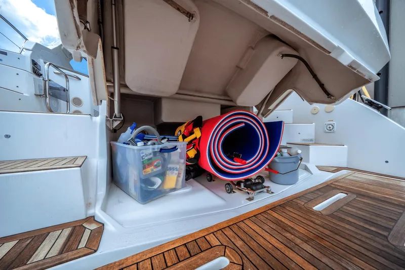 Impact Glaz Yacht Photos Pics 