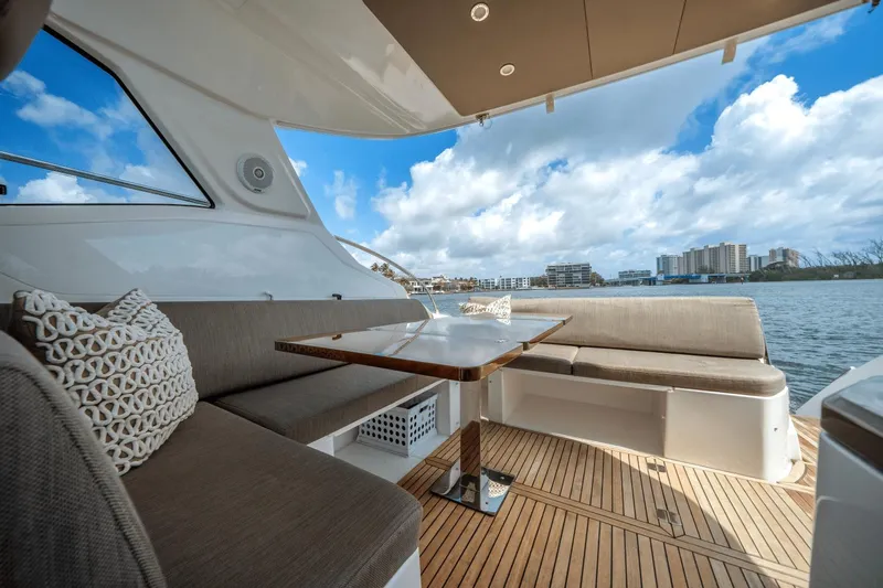 Impact Glaz Yacht Photos Pics 