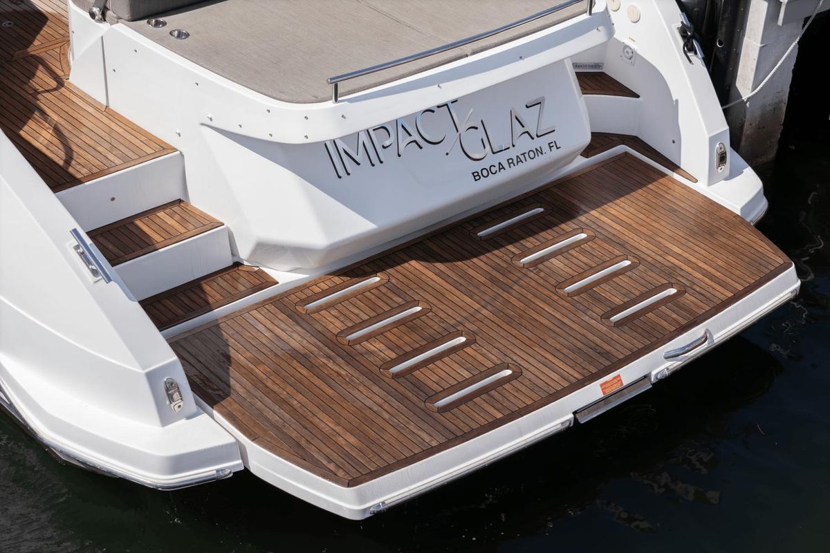 2019 Azimut 43 