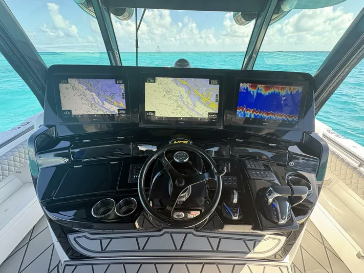 Eg Vodka Yacht Photos Pics 2020 Hcb 53 Sue&ntilde;os - Image 21