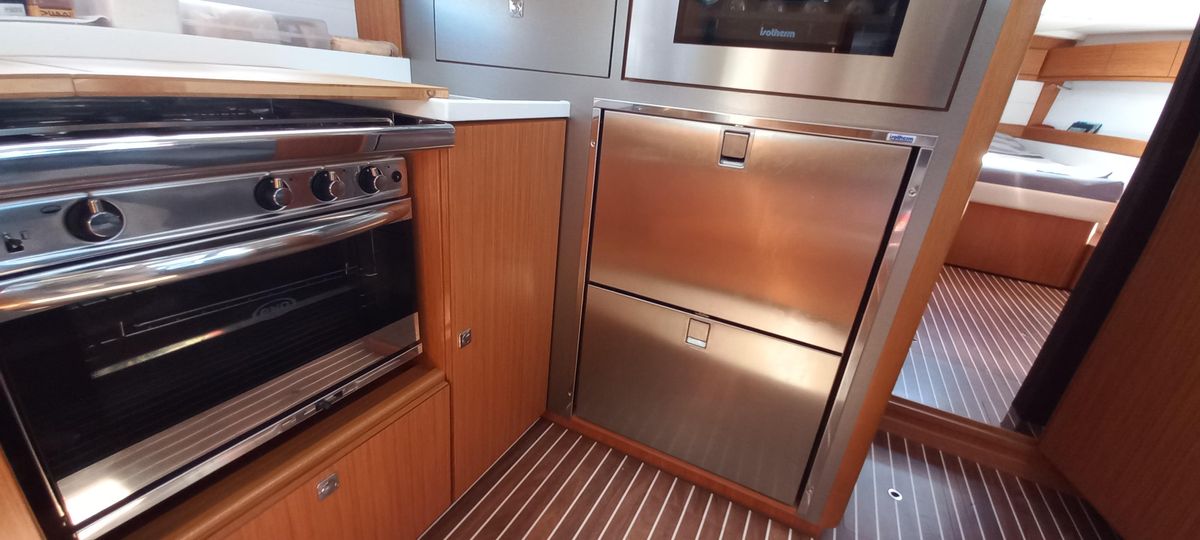 2021 Bavaria 51 