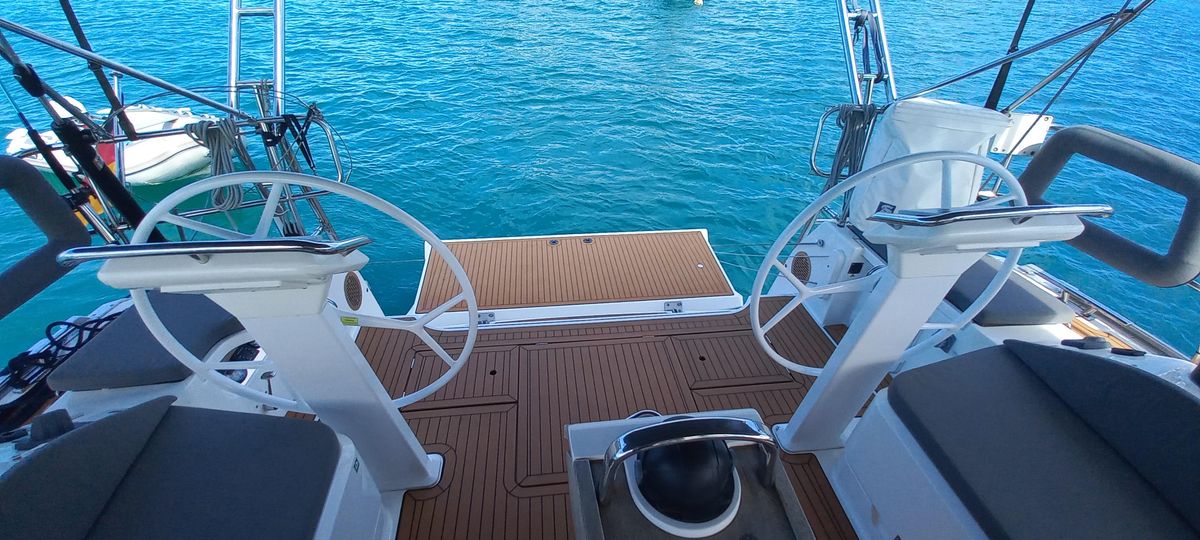 2021 Bavaria 51 