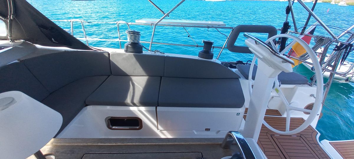 2021 Bavaria 51 