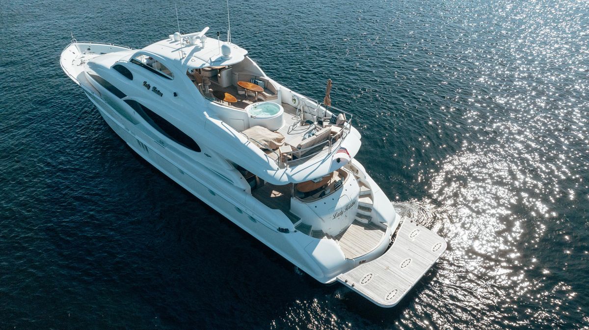 2004 Lazzara 106 