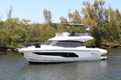 Prestige 420 Fly