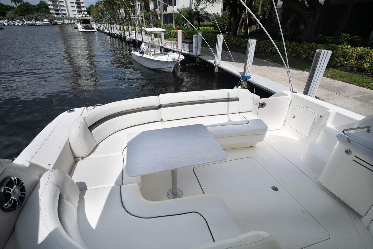 2006 Sea Ray 51 