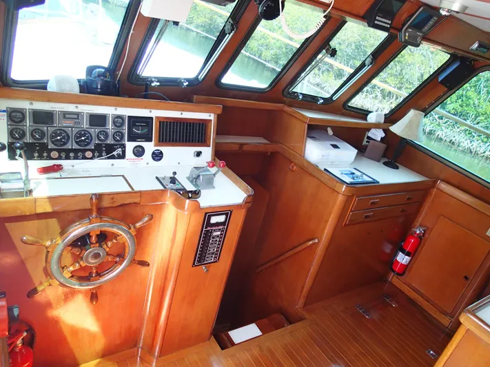 Southern Cross Yacht Photos Pics 