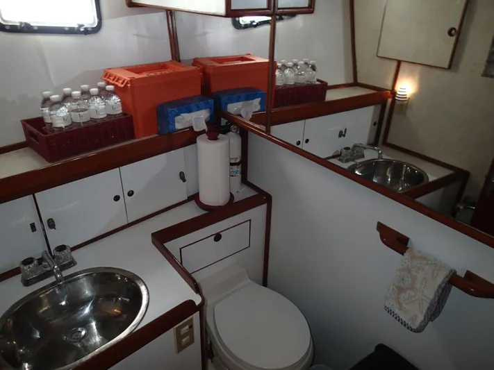 Southern Cross Yacht Photos Pics 