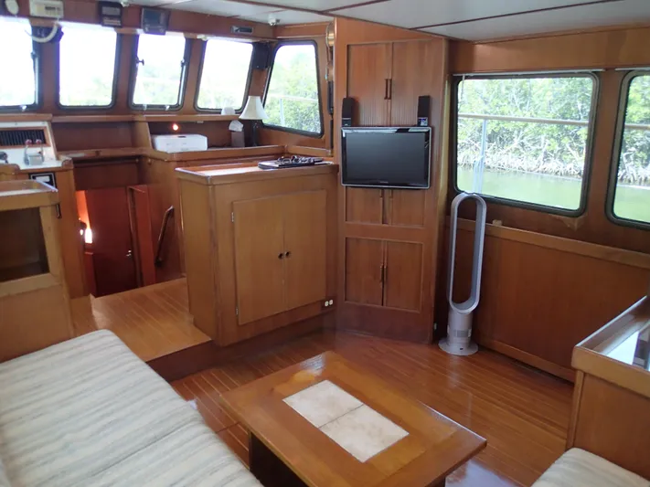 Southern Cross Yacht Photos Pics 