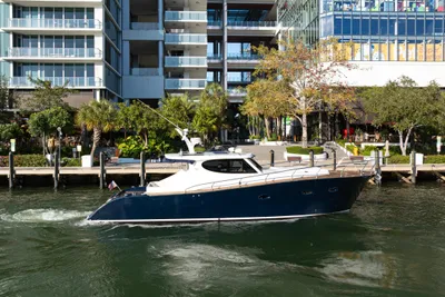 Custom NNS Sea Scout 41