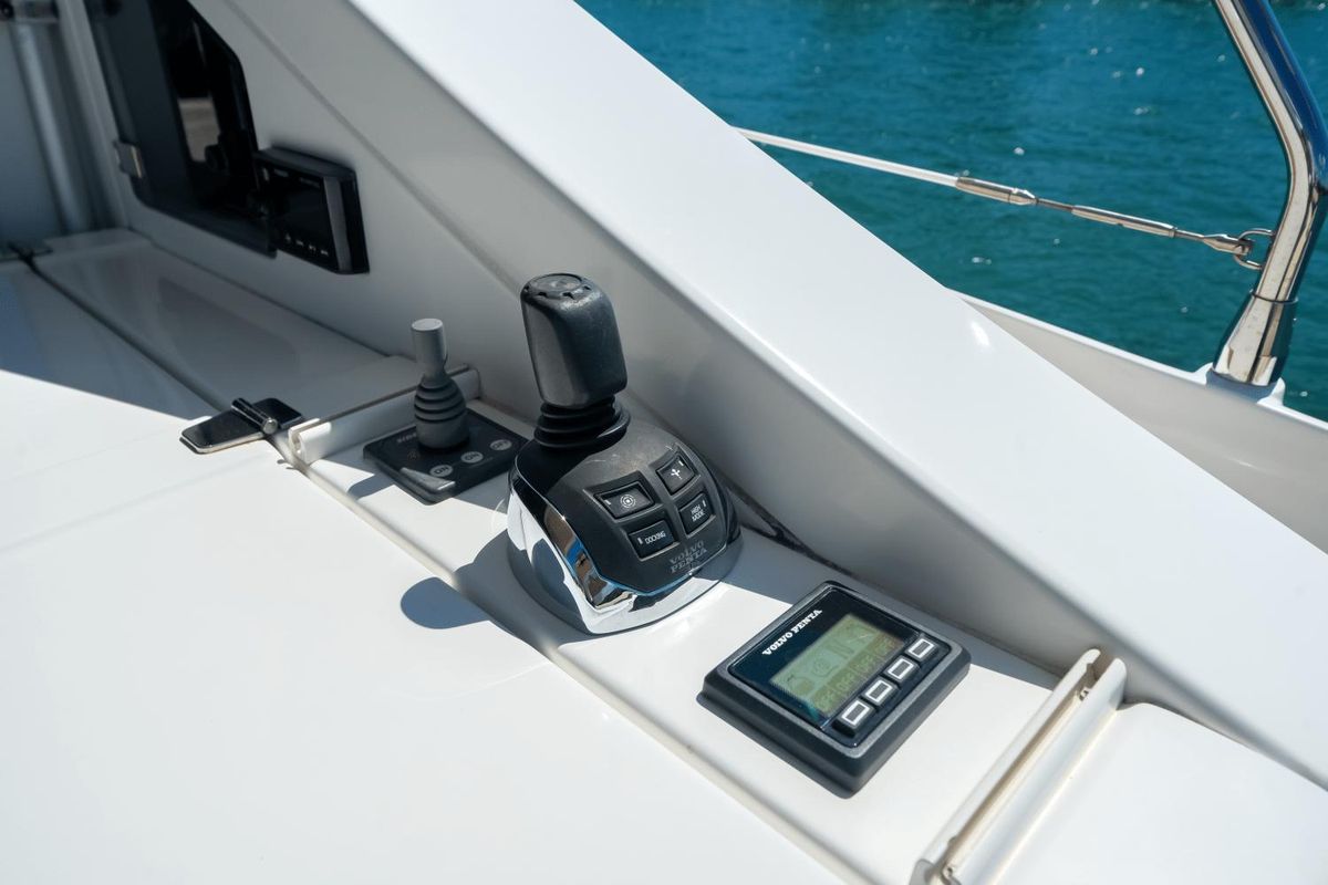 2017 Azimut 55 