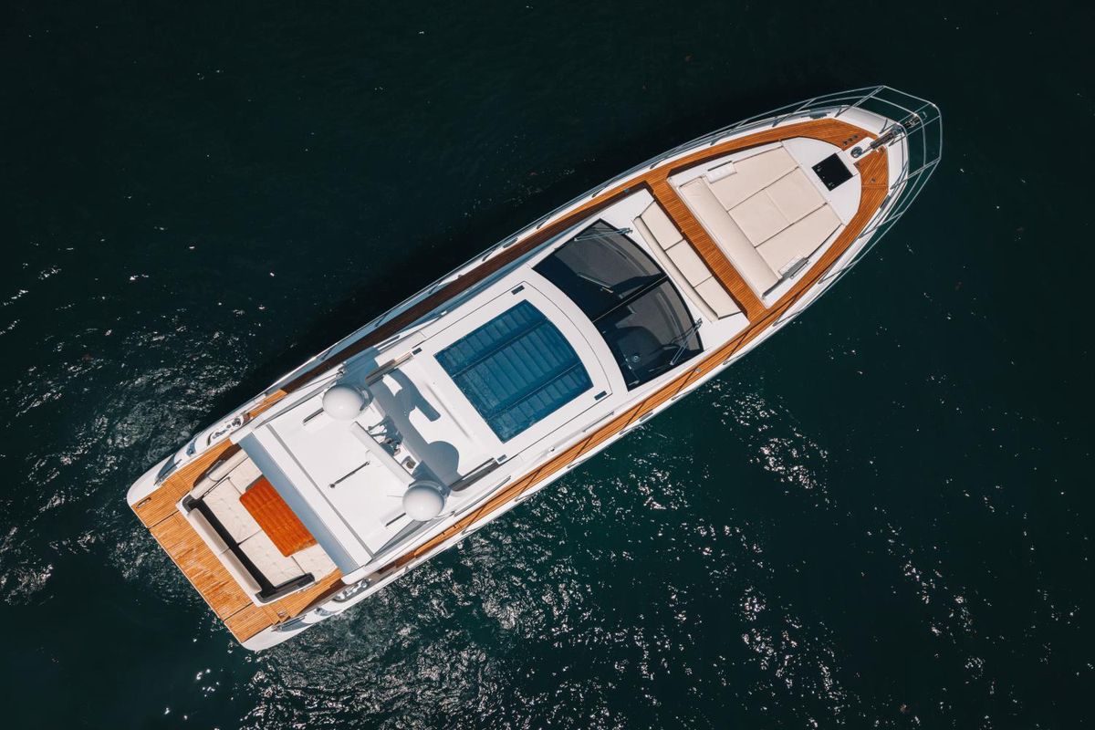 2017 Azimut 55 