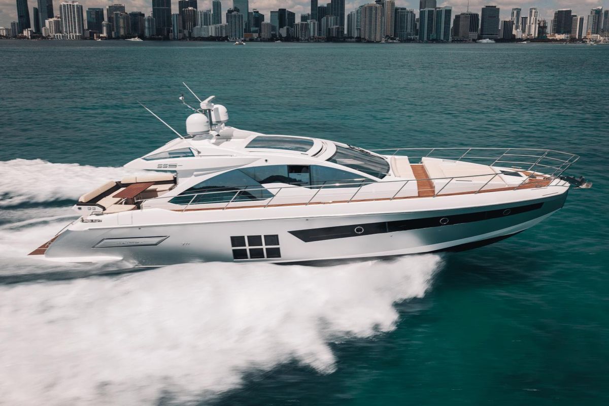 2017 Azimut 55 